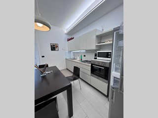 Trilocale in Vendita a Pescara, 370'000&euro;, 87 m², arredato