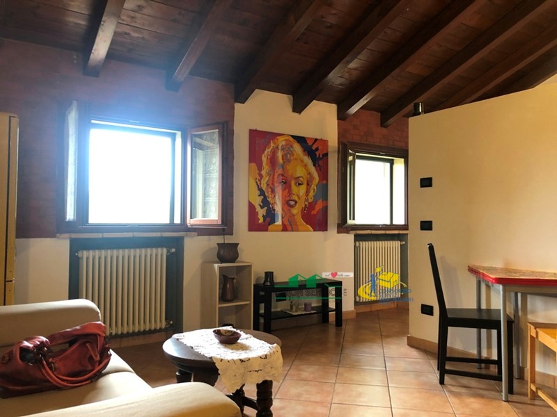 Monolocale in Affitto a Collecchio, 500&euro;, 36 m², arredato