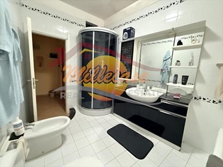 Bilocale in Vendita a Siracusa, zona Scala Greca, 74'000&euro;, 65 m²