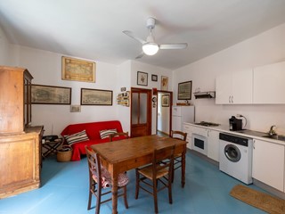 Quadrilocale in Vendita a Monte Argentario, zona Porto Ercole, 280'000&euro;, 66 m²