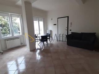 Bilocale in Affitto a Brescia, zona Via Veneto, 750&euro;, 45 m², arredato