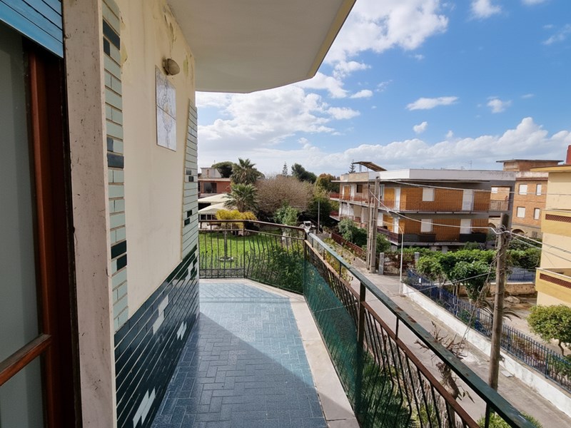 Bilocale in Vendita a Sessa Aurunca, zona LEVAGNOLE MARE , 78'000&euro;, 90 m²