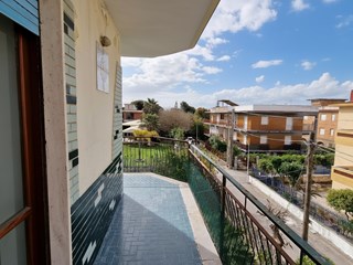 Bilocale in Vendita a Sessa Aurunca, zona LEVAGNOLE MARE , 90'000&euro;, 90 m²