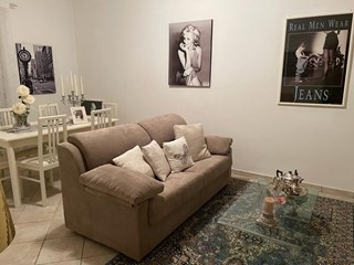 Appartamento in Affitto a Camaiore, zona Lido di Camaiore, 3'500&euro;, 80 m², arredato