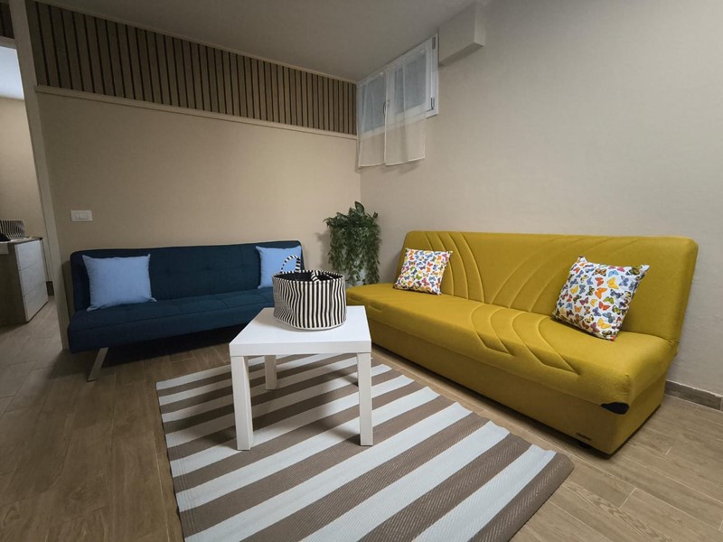 Quadrilocale in Affitto a Camaiore, zona Lido di Camaiore, 10'000&euro;, 70 m², arredato