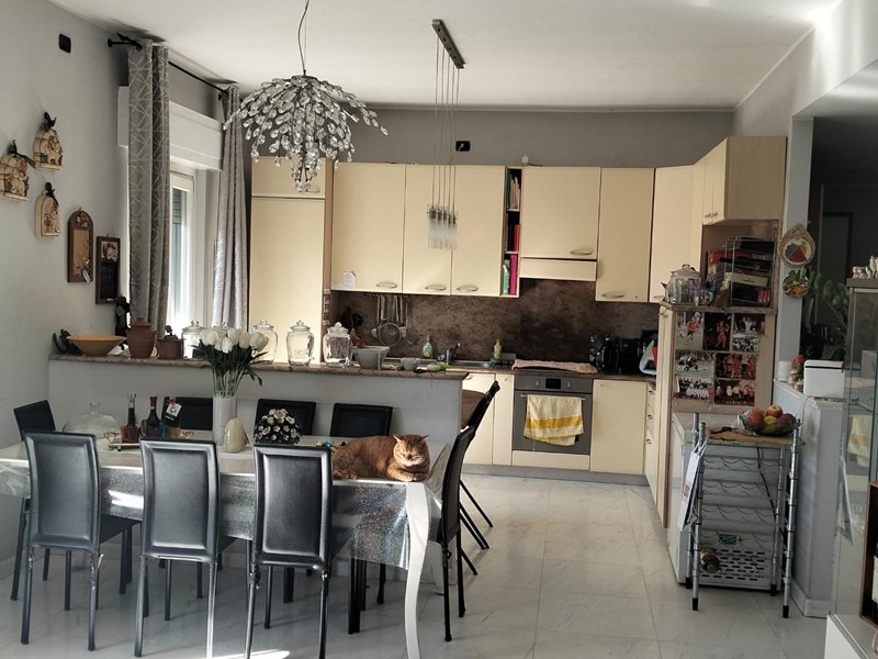 Appartamento in Vendita a Castelnuovo Magra, zona Molicciara, 180'000&euro;, 80 m²