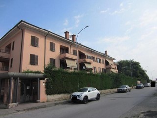 Quadrilocale in Vendita a Abbiategrasso, 60'375&euro;, 83 m²