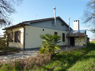 Quadrilocale in Vendita a Semiana, 36'000&euro;, 393 m²
