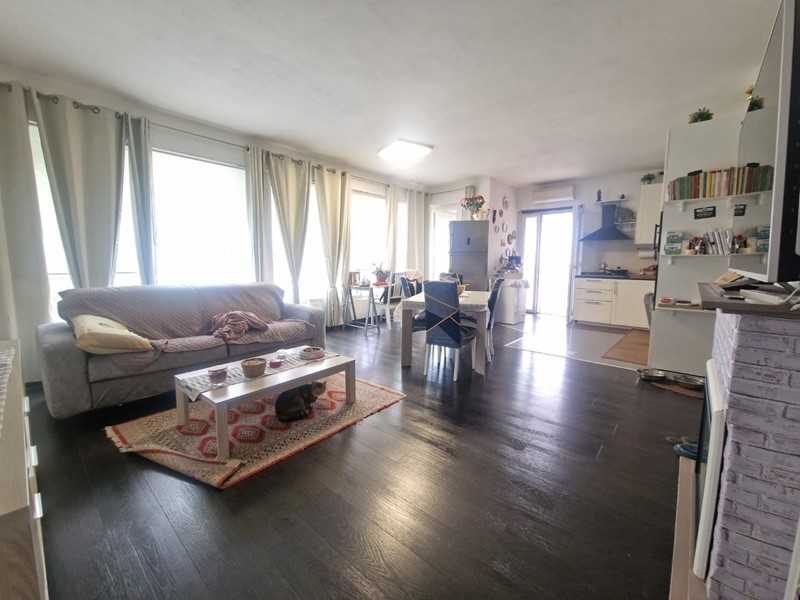 Attico in Vendita a Carrara, 250'000&euro;, 110 m², con Box
