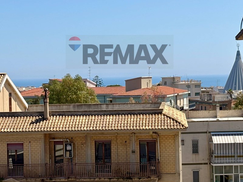 Appartamento in Vendita a Siracusa, 105'000&euro;, 130 m²