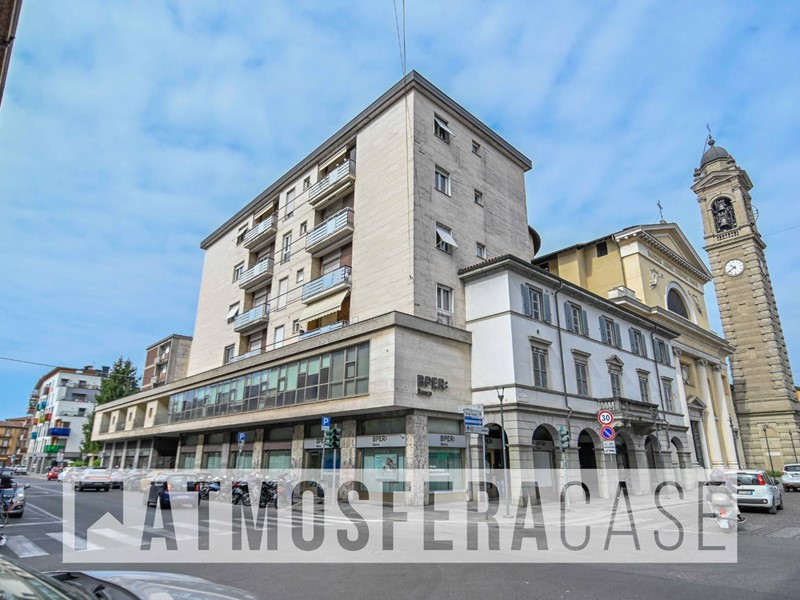 Quadrilocale in Vendita a Bergamo, 299'000&euro;, 120 m²