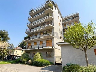 Bilocale in Vendita a Monza, 235'000&euro;, 67 m²