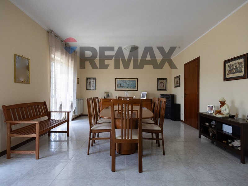 Quadrilocale in Vendita a San Pietro Clarenza, 175'000&euro;, 133 m²