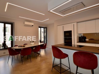 Quadrilocale in Vendita a Bergamo, 485'000&euro;, 189 m²