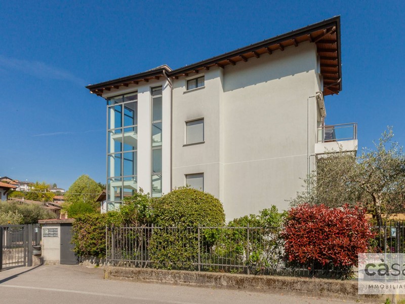 Bilocale in Vendita a Varese, 158'000&euro;, 54 m²