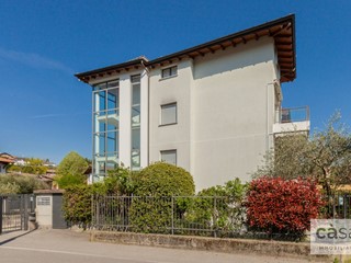 Bilocale in Vendita a Varese, 158'000&euro;, 54 m²