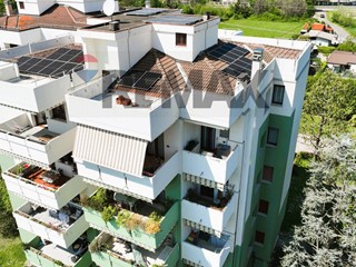 Quadrilocale in Vendita a Cesano Maderno, 205'000&euro;, 90 m²