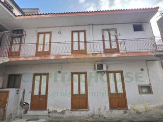 Appartamento in Vendita a Saviano, 170'000&euro;, 212 m²