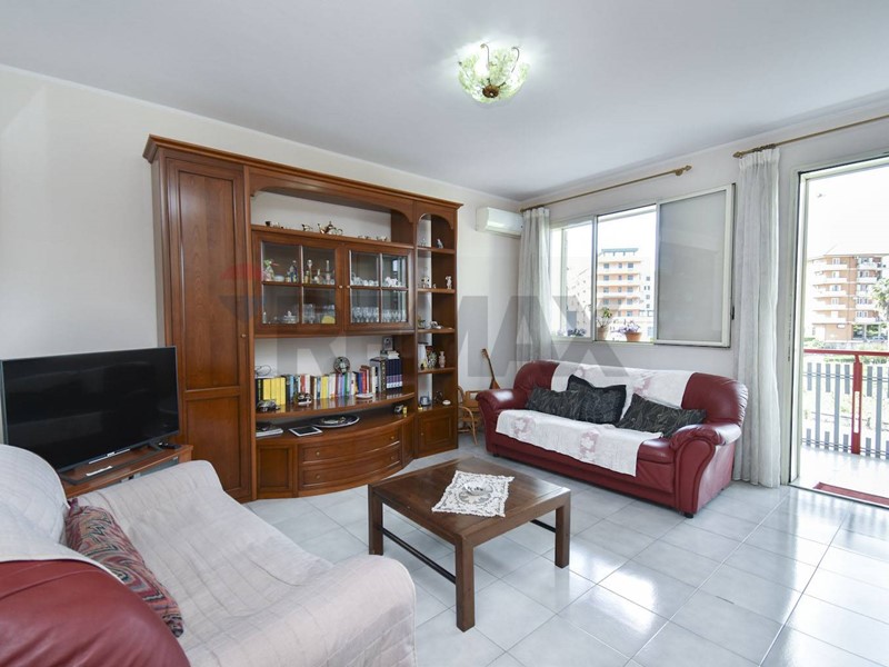 Quadrilocale in Vendita a Paternò, 100'000&euro;, 95 m²