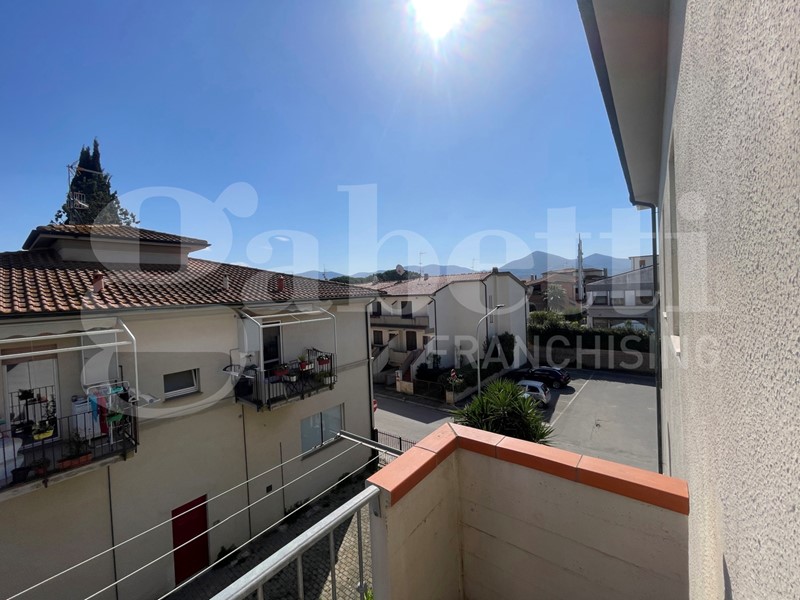 Quadrilocale in Vendita a Scarlino, 135'000&euro;, 73 m²