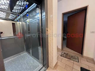 Quadrilocale in Vendita a Pulsano, 118'000&euro;, 80 m²