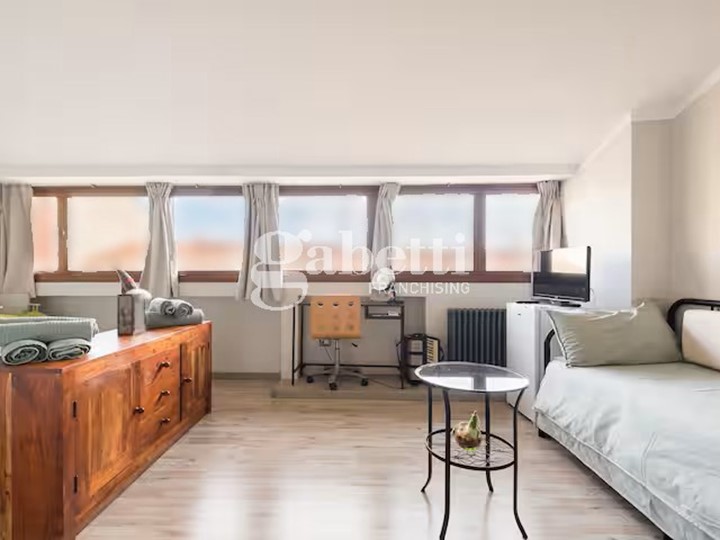 Appartamento in Vendita a Firenze, 990'000&euro;, 200 m², arredato