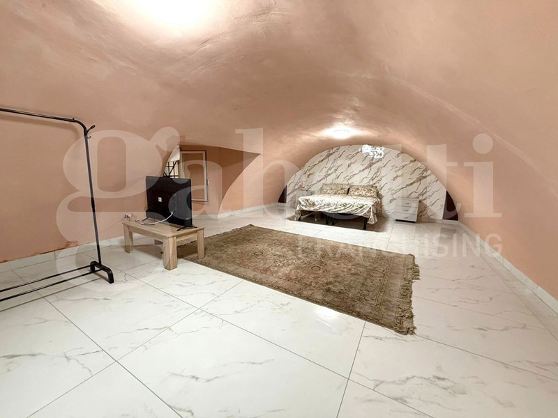 Monolocale in Affitto a Napoli, 700&euro;, 45 m², arredato