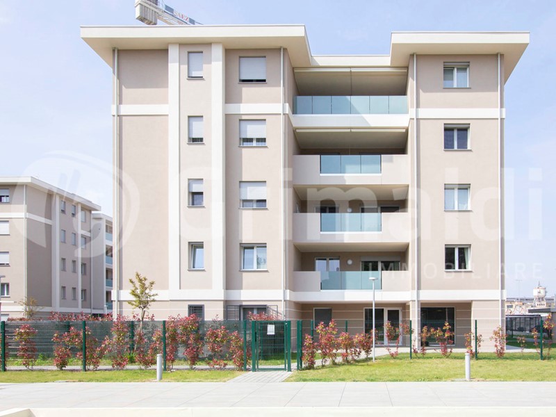 Trilocale in Vendita a Cormano, 335'000&euro;, 86 m², con Box