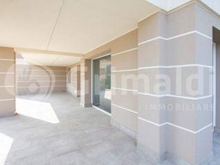 Trilocale in Vendita a Cormano, 335'000&euro;, 86 m², con Box