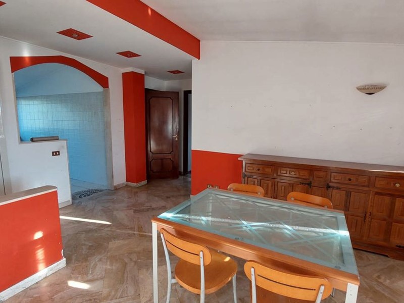 Trilocale in Vendita a Canegrate, 99'000&euro;, 87 m²