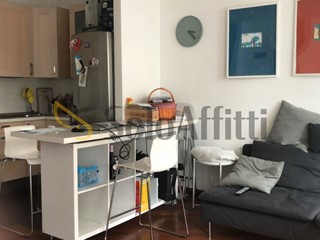 Bilocale in Affitto a Milano, zona Navigli Famagosta, 1'250&euro;, 70 m², arredato