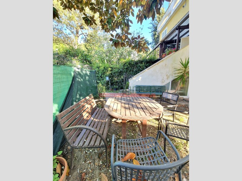 Appartamento in Vendita a Livorno, zona Montenero, 335'000&euro;, 130 m²