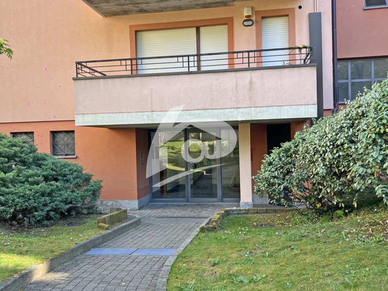 Trilocale in Vendita a Cittiglio, 220'000&euro;, 98 m², con Box