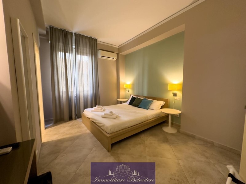 Appartamento in Vendita a Firenze, zona Statuto, 700'000&euro;, 170 m²