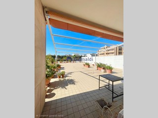 Appartamento in Vendita a Lecce, 280'000&euro;, 157 m²