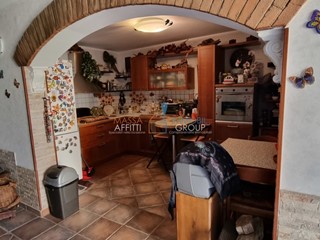 Appartamento in Vendita a Ameglia, zona Fiumaretta, 250'000&euro;, 100 m²