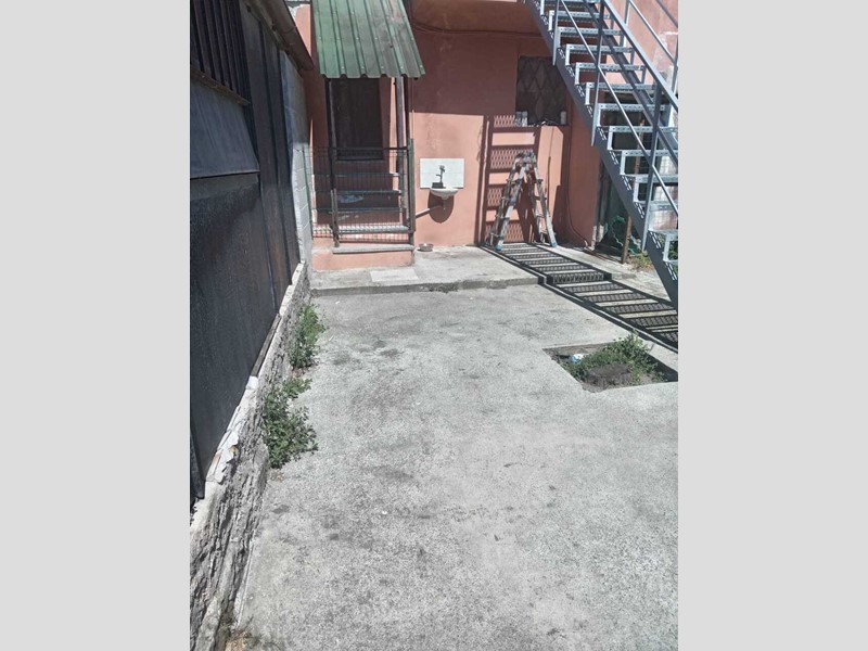 Appartamento in Vendita a Campomorone, 25'000&euro;, 69 m²