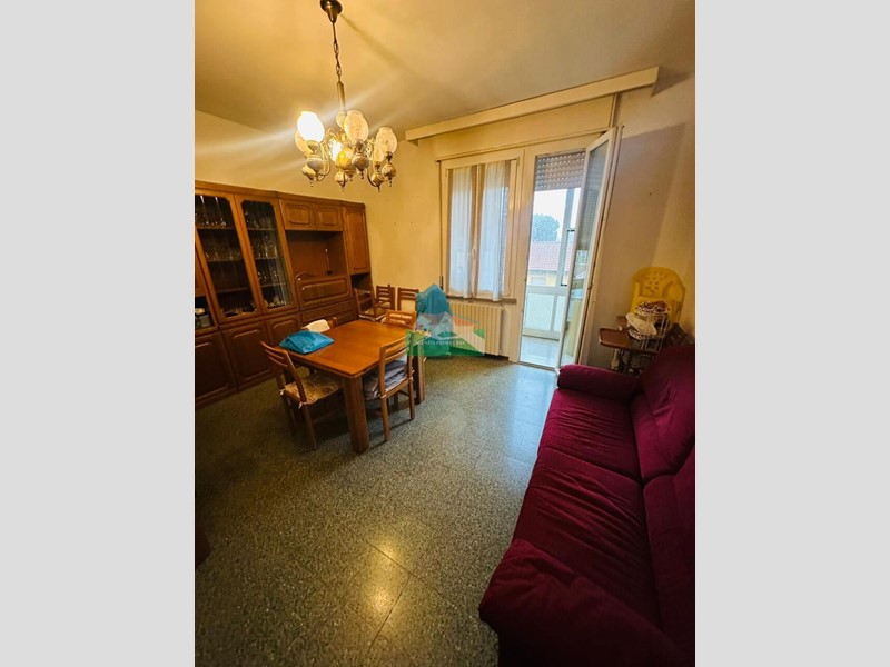 Quadrilocale in Vendita a Ravenna, 145'000&euro;, 120 m², arredato, con Box