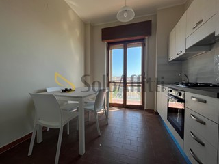 Quadrilocale in Affitto a Catanzaro, zona Lido Lungomare, 2'400&euro;, 90 m², arredato