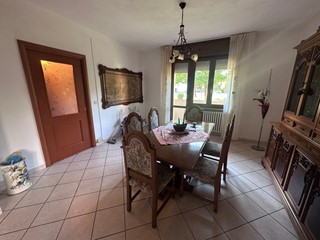 Appartamento in Vendita a Rovigo, 89'000&euro;, 120 m², arredato, con Box