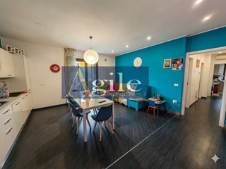 Quadrilocale in Vendita a Sant'Egidio alla Vibrata, 125'000&euro;, 100 m²