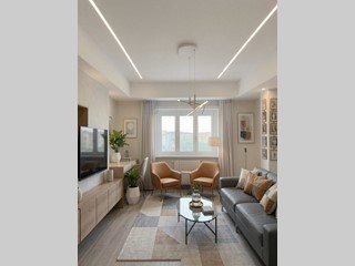 Trilocale in Vendita a Roma, 270'000&euro;, 74 m²