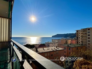 Quadrilocale in Vendita a Spotorno, 429'000&euro;, 90 m²