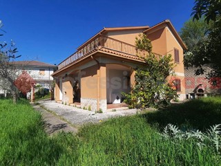 Appartamento in Vendita a Monte San Giovanni Campano, 78'000&euro;, 80 m²