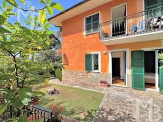 Quadrilocale in Vendita a Recco, 420'000&euro;, 64 m²