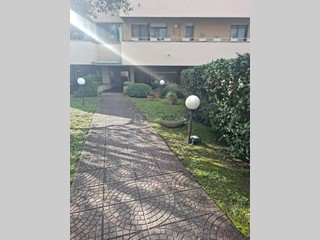 Appartamento in Vendita a Pisa, 249'000&euro;, 100 m², arredato, con Box