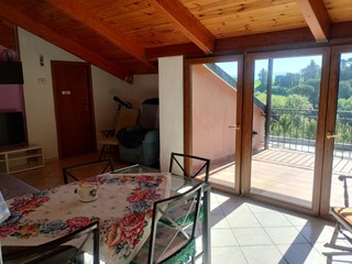 Attico in Vendita a Lajatico, 148'000&euro;, 93 m², arredato