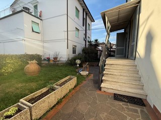 Appartamento in Vendita a Certaldo, 178'000&euro;, 123 m², con Box