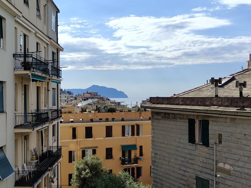 Appartamento in Vendita a Genova, 790'000&euro;, 180 m²