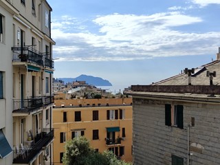 Appartamento in Vendita a Genova, 790'000&euro;, 180 m²